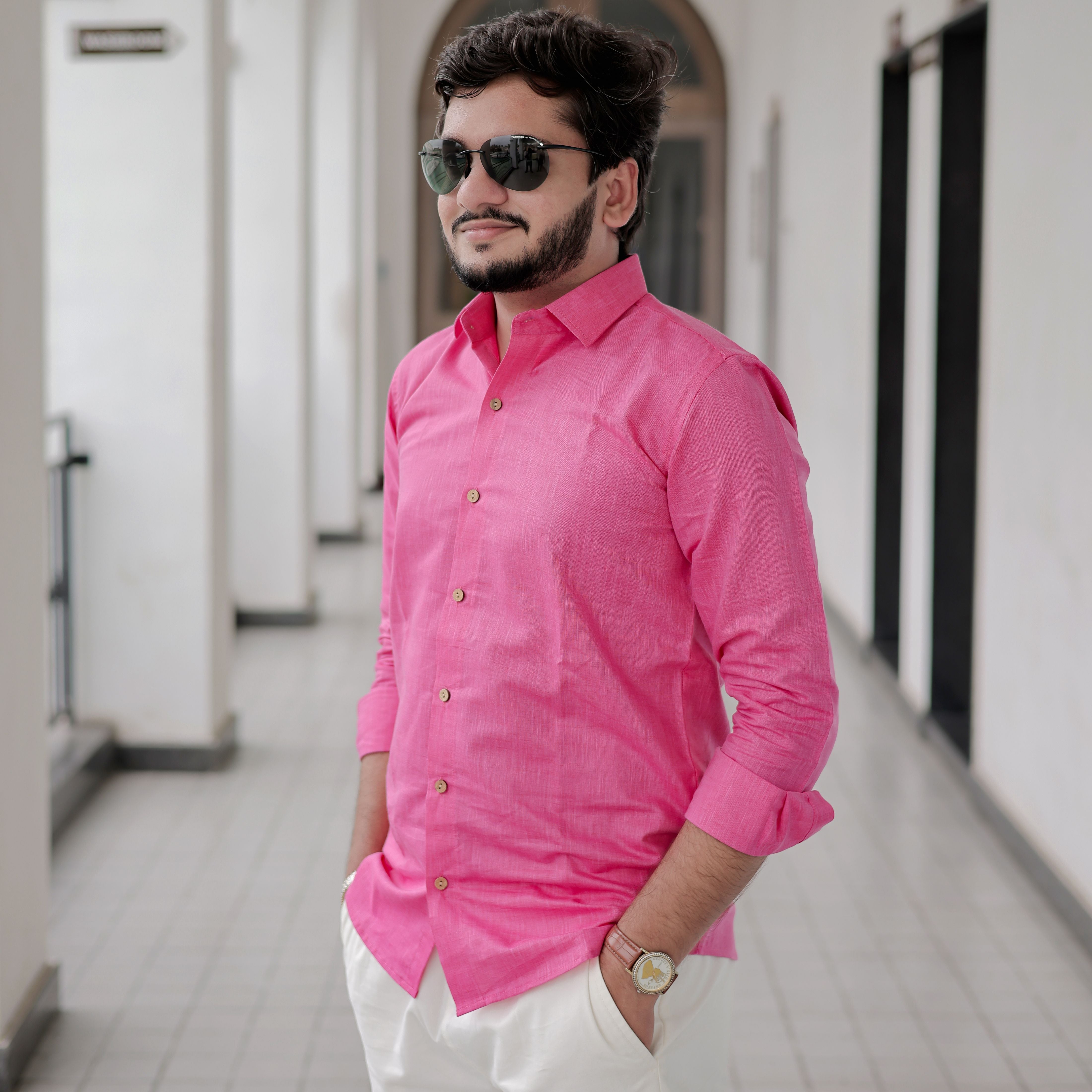 Men’s casual pink shirt