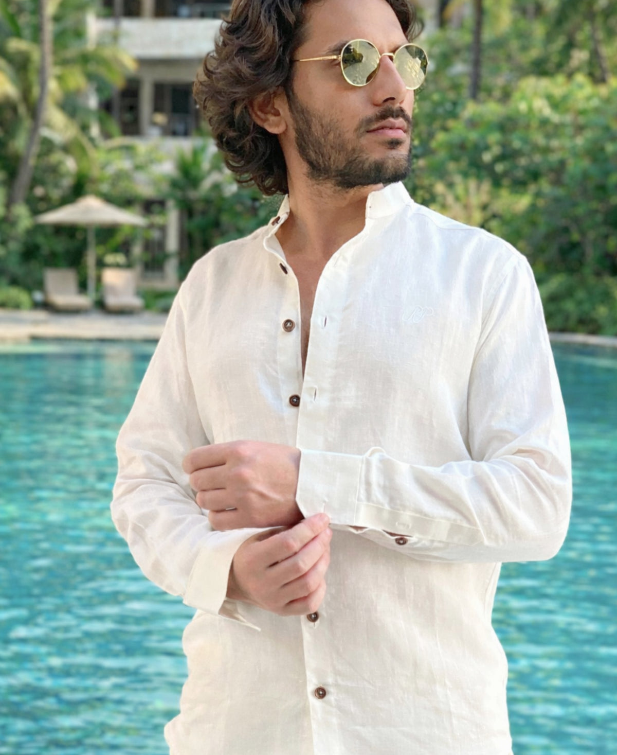 Pure Linen White Shirt With Mandarin Collar and Wooden Button