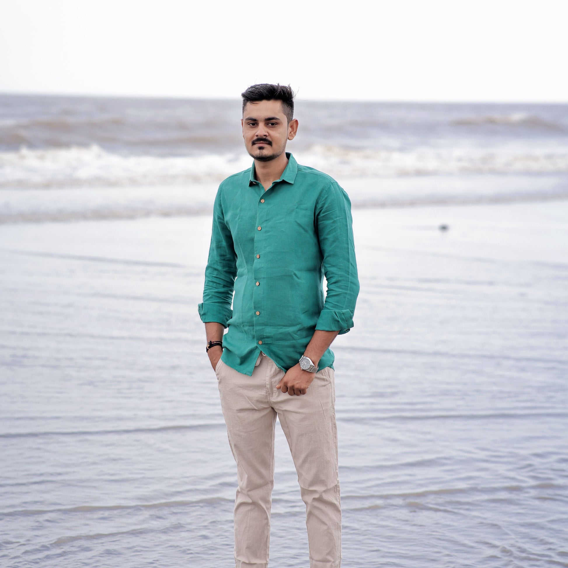 slim fit shirt