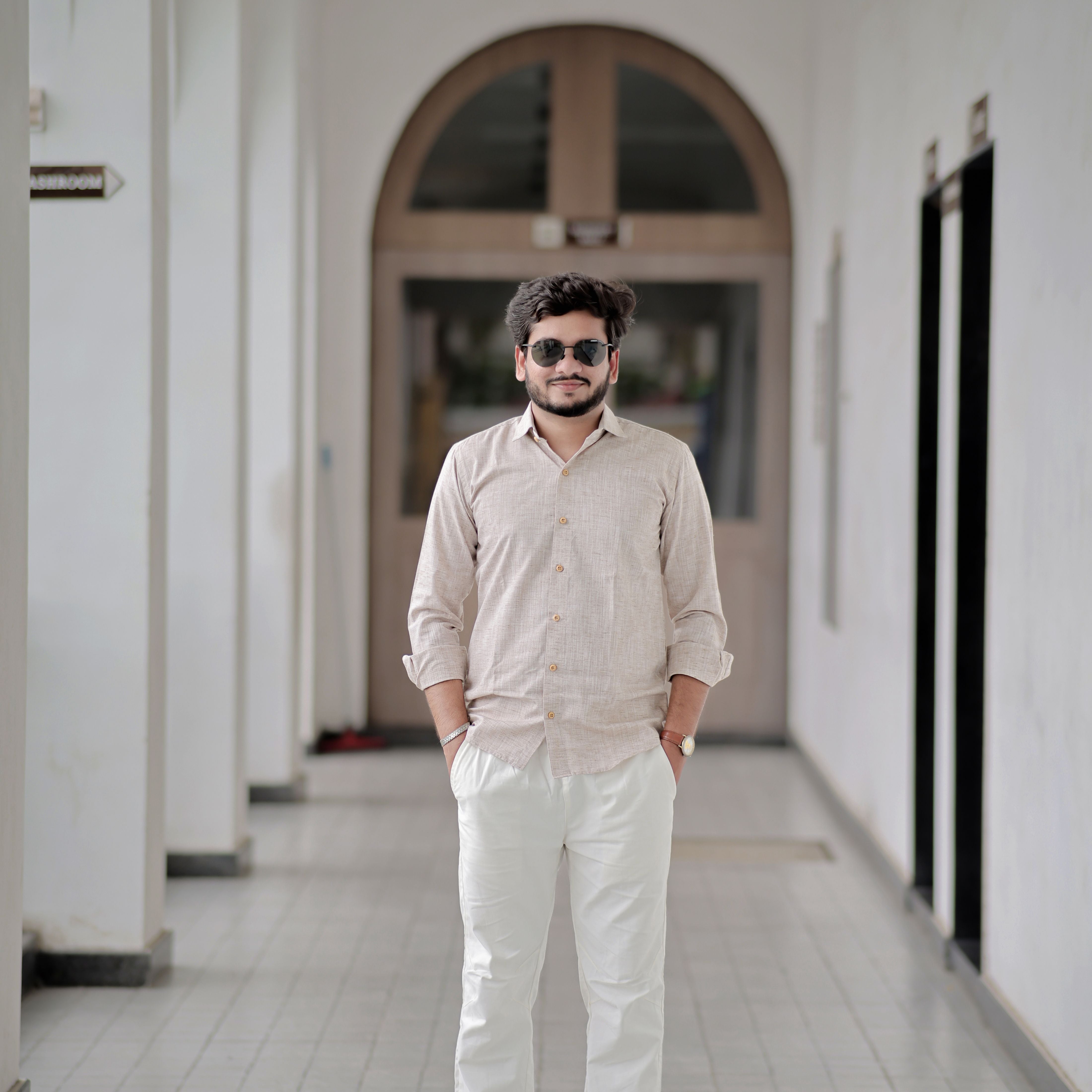 Stylish men’s linen wear