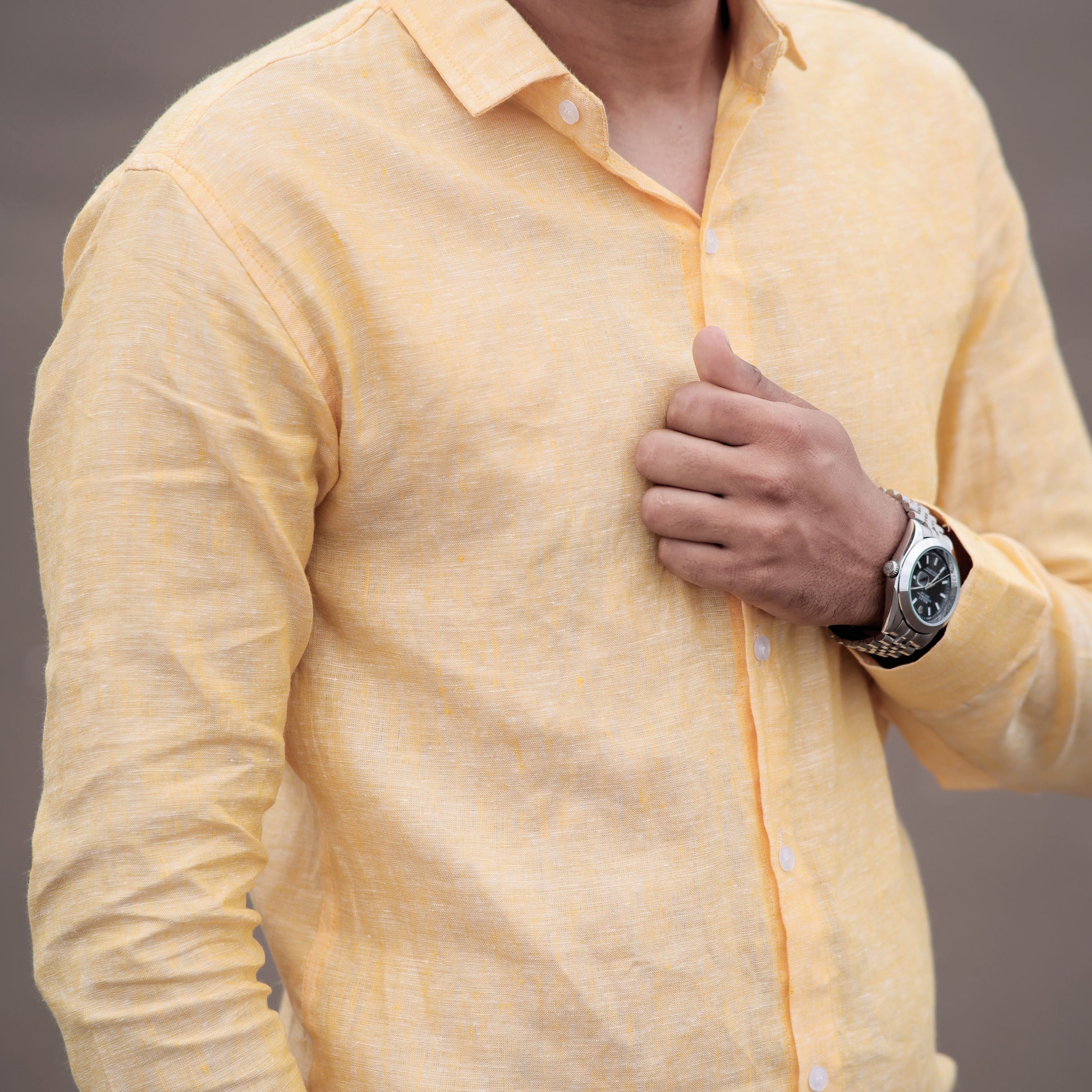men’s light yellow shirt