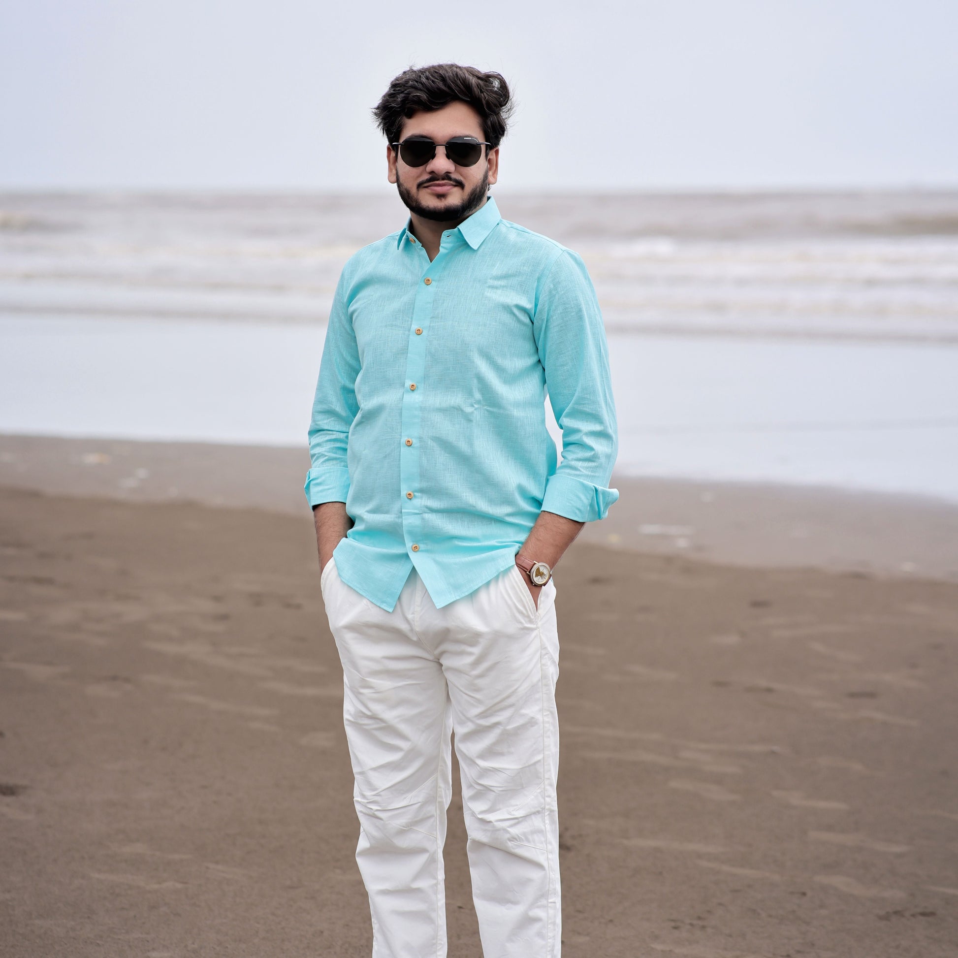 trendy men’s outfits for beach