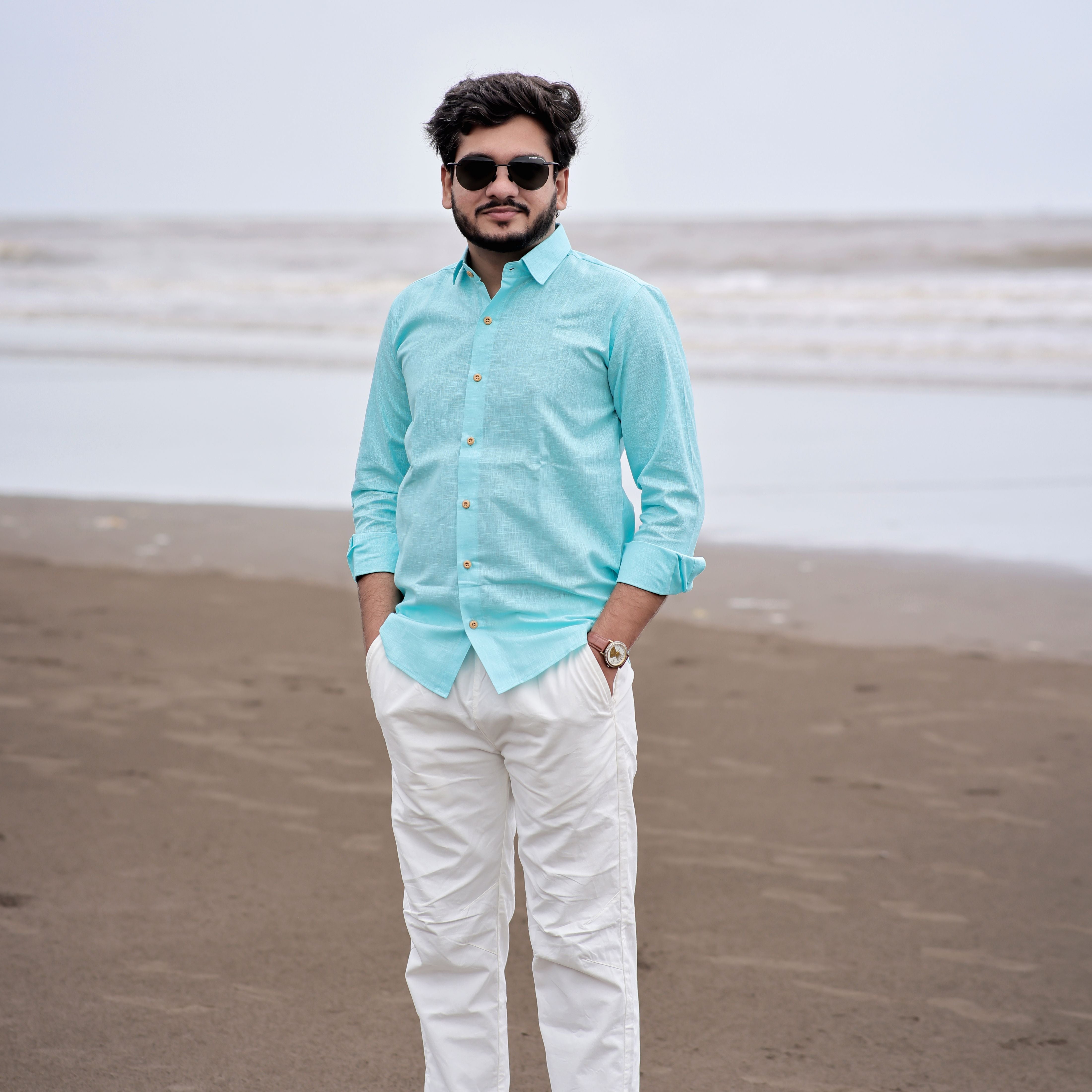 trendy men’s outfits for beach